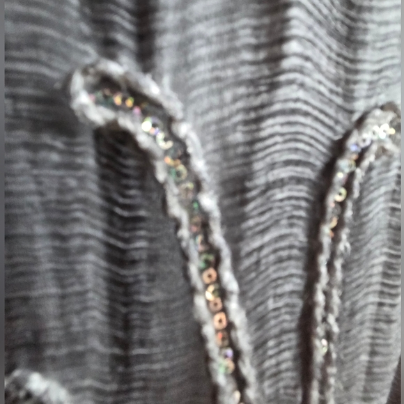 Soft Surroundings Silk Araceli Embroidered Sequin Sleeveless Tunic Top - Picture 6 of 11